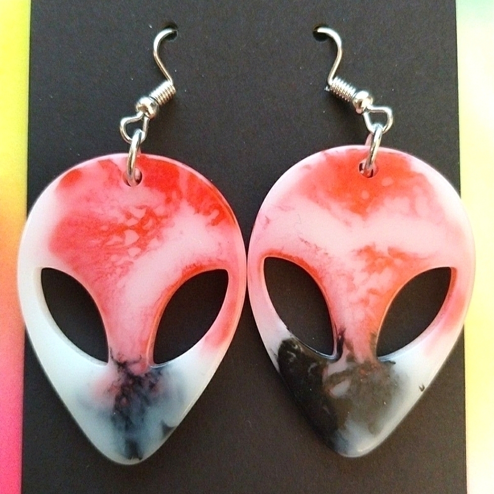 HANDMADE Gradient Red Black White Tie Dye Resin Alien Earrings